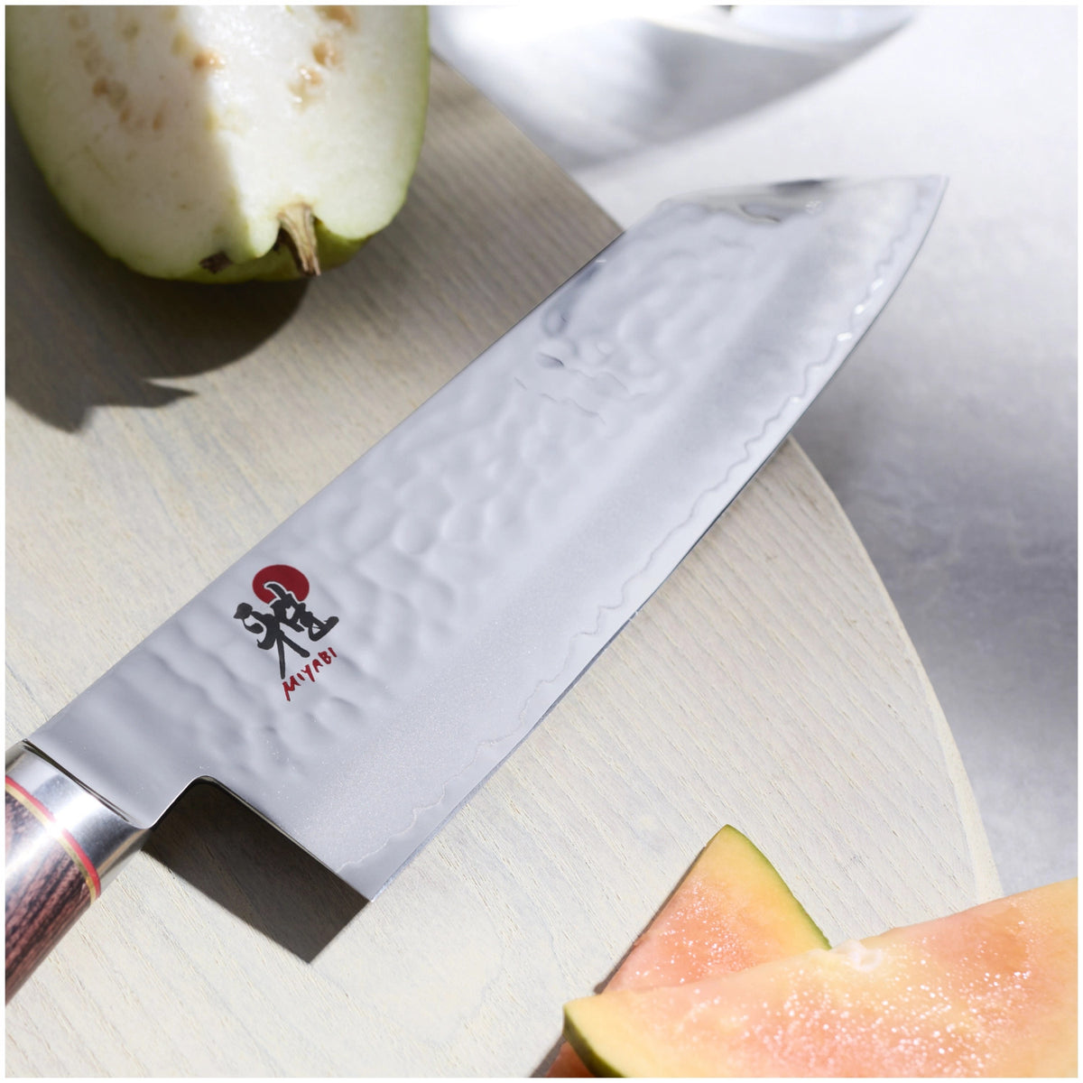 6000 MCT Bunka 17cm in Braun präsentiert im Onlineshop von KAQTU Design AG. Küchenmesser ist von Miyabi
