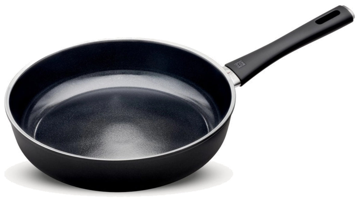 Schwarze Aluminium-Bratpfanne von Zwilling mit Keramikbeschichtung, Griff und Temperaturanzeige, Modell Lumotion Schmorpfanne 28cm, Draufsicht.
