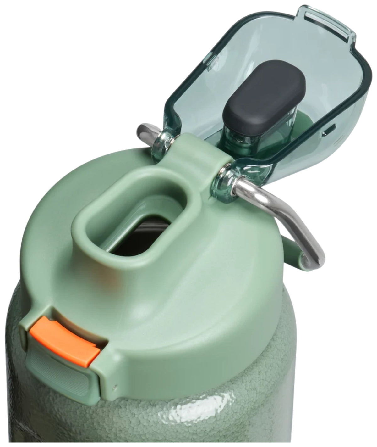 Grüne Thermosflasche Wellspring von Stanley in Hammertone-Ausführung mit Metallbügel am Verschluss