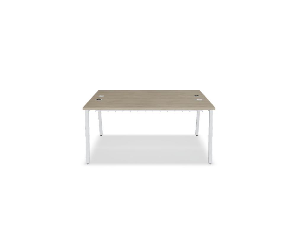 Doppelschreibtisch Ogi M Bench von Mdd mit Melamin-Tischplatte in Honigeiche und schwarzem Metallgestell, für zwei Arbeitsplätze.