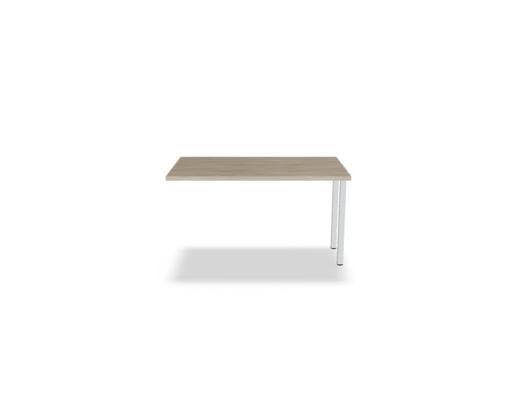 Schreibtisch Ogi M von Mdd mit Tischplatte in Honigeiche und schwarzem Metallgestell im 40x40 mm Profil, schräge Beine.