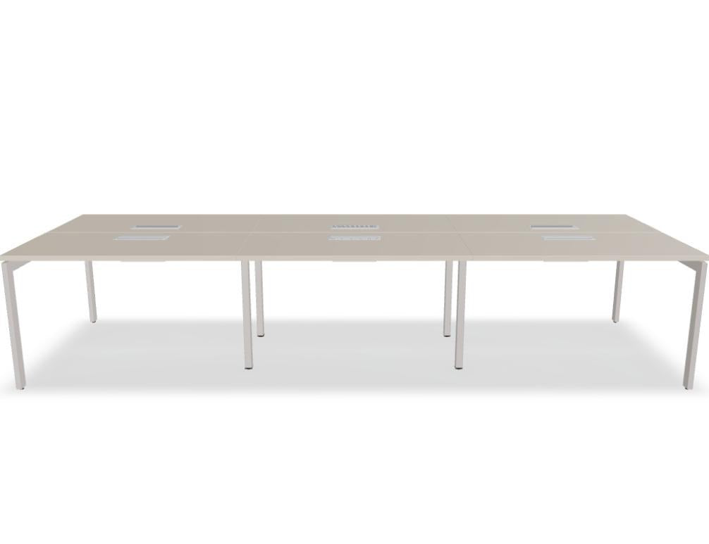 Doppelschreibtisch Ogi U Bench von Mdd mit Melaminplatte in Honigeiche und schwarzem Metallgestell, für zwei Arbeitsplätze.