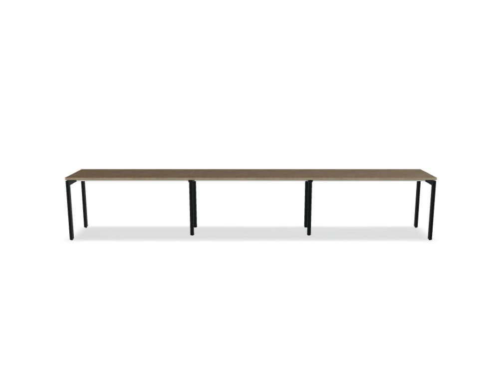 Schreibtisch Ogi U von Mdd mit Tischplatte in Honigeiche und pulverbeschichtetem, schwarzem Metallgestell im minimalistischen Design.