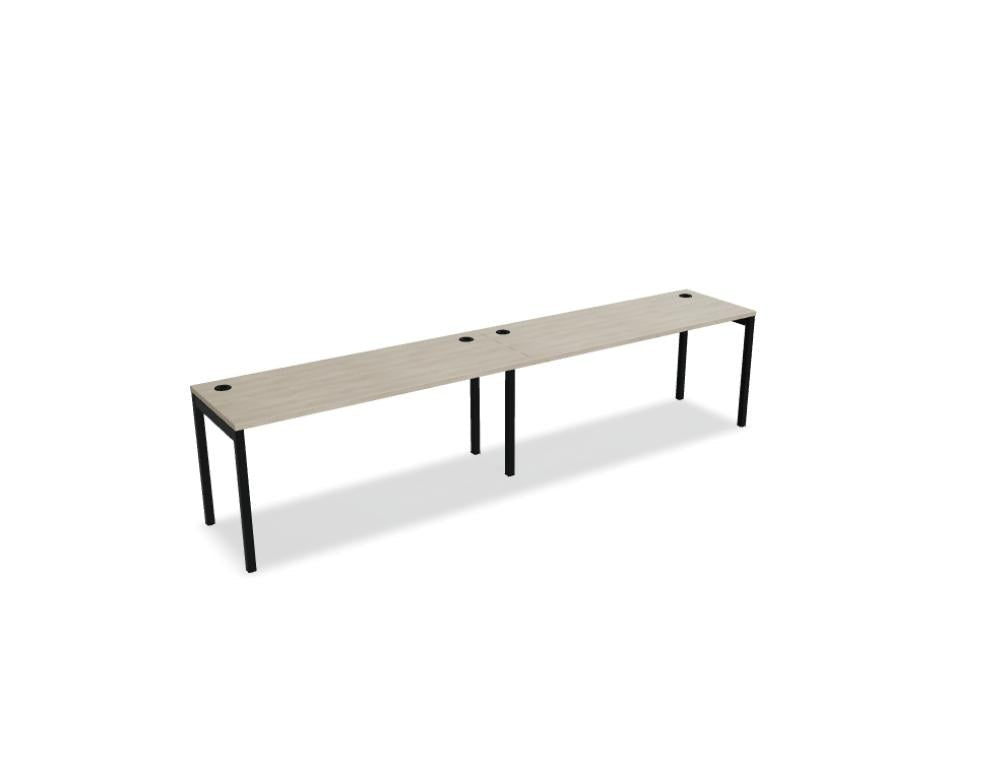Schreibtisch Ogi Y von Mdd mit Tischplatte in Honigeiche und schwarzem Metallgestell, Profil 40x40 mm, für Büroarbeitsplätze.
