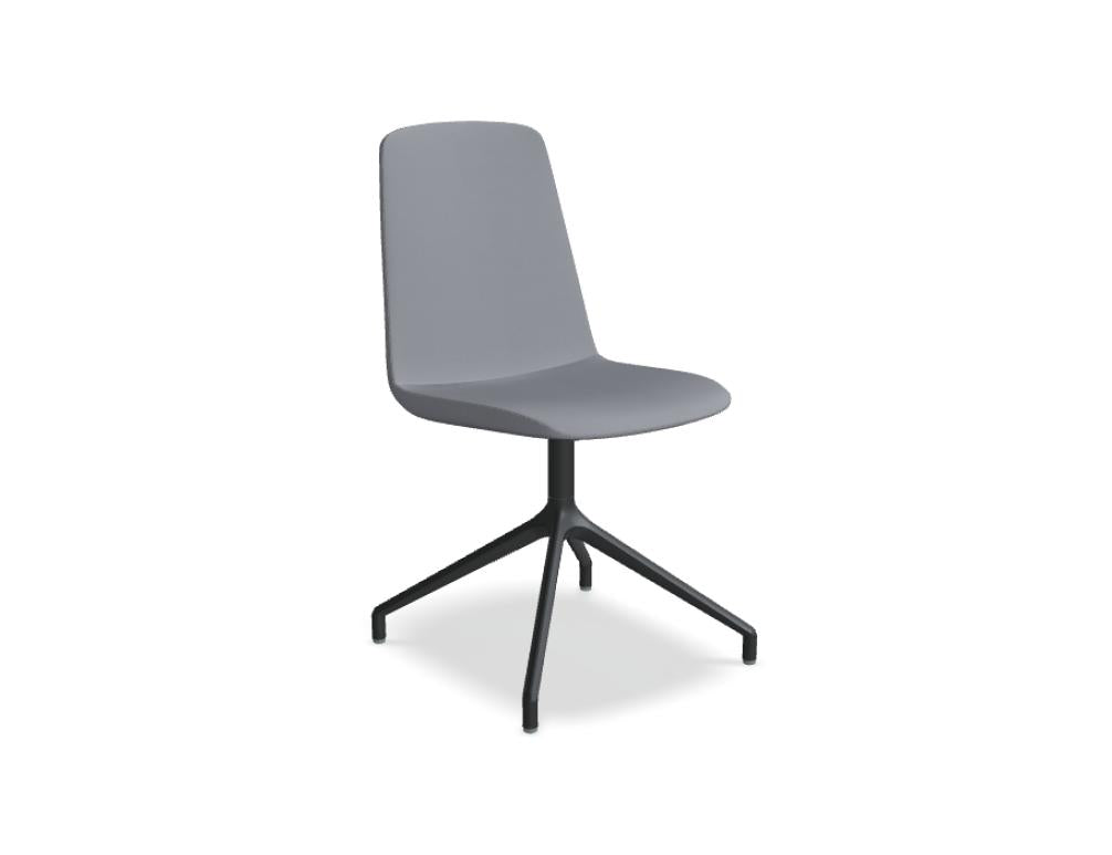 Stuhl Ulti UKP19 mit verstellbarer Drehbasis auf gekrümmter Silhouette, moderne, ergonomische Sitzfläche und stabile Vierfuß-Simba-Drehmechanik in neutralem Tönen; ideal für Büro- oder Wohnbereich.