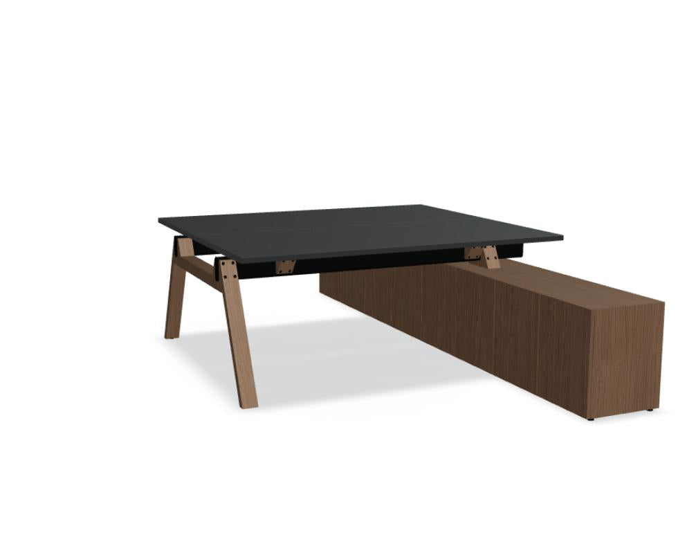 Bild zeigt den Viga V1824 Doppelschreibtisch mit integriertem Managerschrank in moderner Büroeinrichtung; klare Arbeitsflächen, Holzoptik, elegante Linien, ideal für Home-Office oder Büro.