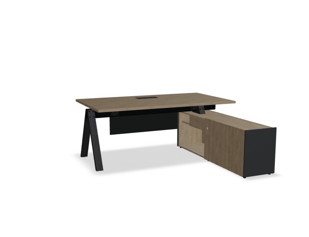 Chefschreibtisch Viga von Mdd in Dunkle Walnuss mit anodisiertem Aluminium-Gestell, Naturholz-Eichenfuss und Furnier-Arbeitsplatte im Büroraum.