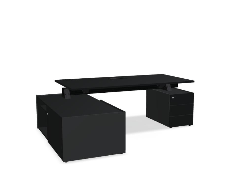 Chefschreibtisch Viga in Dunkler Walnuss mit Aluminiumgestell, Managerschrank und Rollcontainer aus Holzfurnier, Ansicht von vorne.
