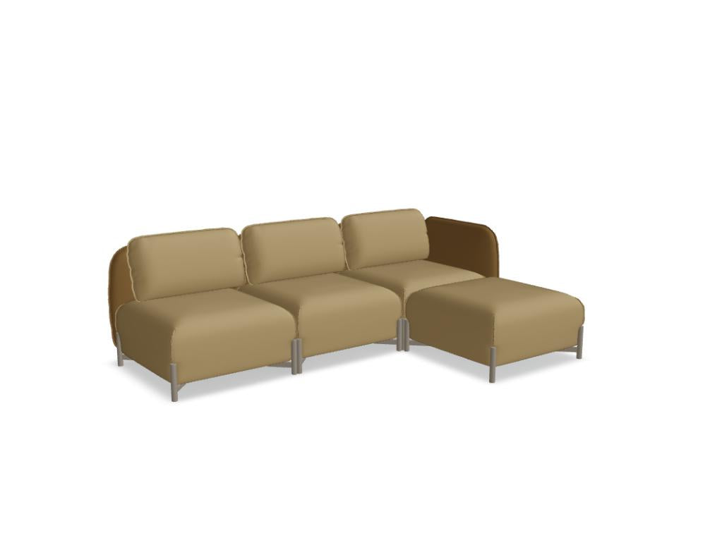 Sofa Linka LKS07L, rechte L-Sofa-Position in modernem, hellen Wohnzimmerstil mit ruhigen Farben und eleganten Linien; Stofftextur sichtbar und gemütliche Sitzfläche