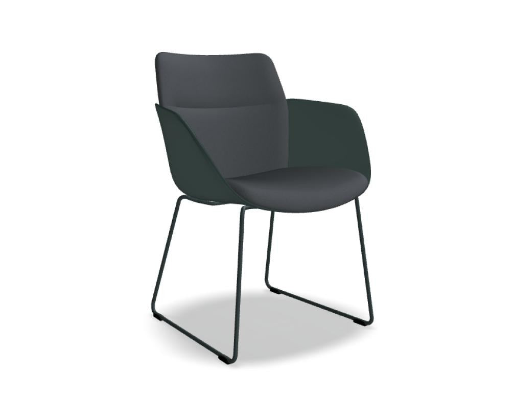Stuhl Senda von Mdd mit Kufenfuss, Armlehnen aus Polypropylen, gepolsterter Sitz und Rückenlehne in Anthrazit, Gestell in Dunkelrot Halbmatt.