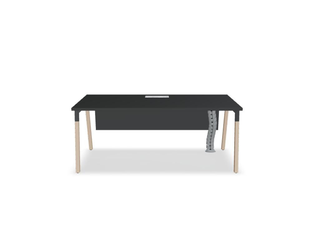 Schreibtisch Ogi W von Mdd in Honigeiche mit rechteckiger Melaminplatte und Gestell aus Eschenholz mit schwarzem Metallelement.
