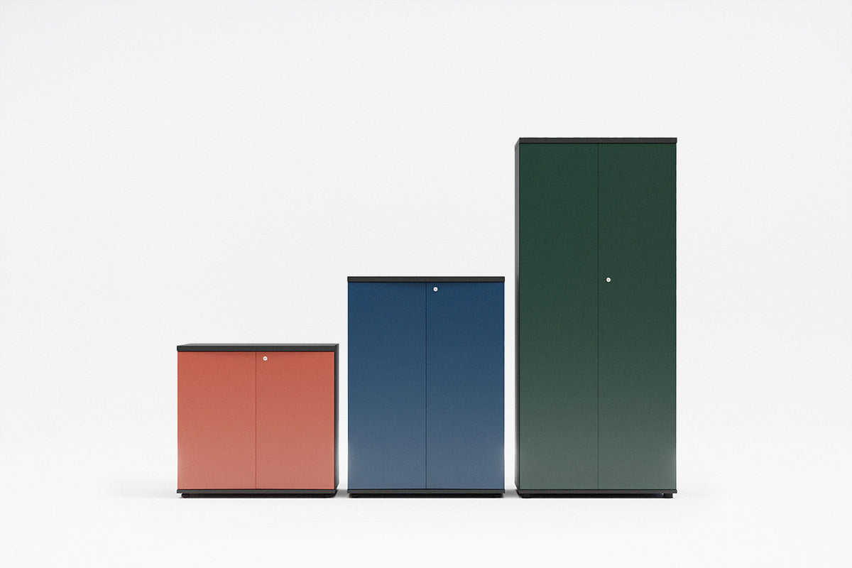 Büroschrank Color - Schrank von Mdd mit farbiger Front und Melaminkorpus
