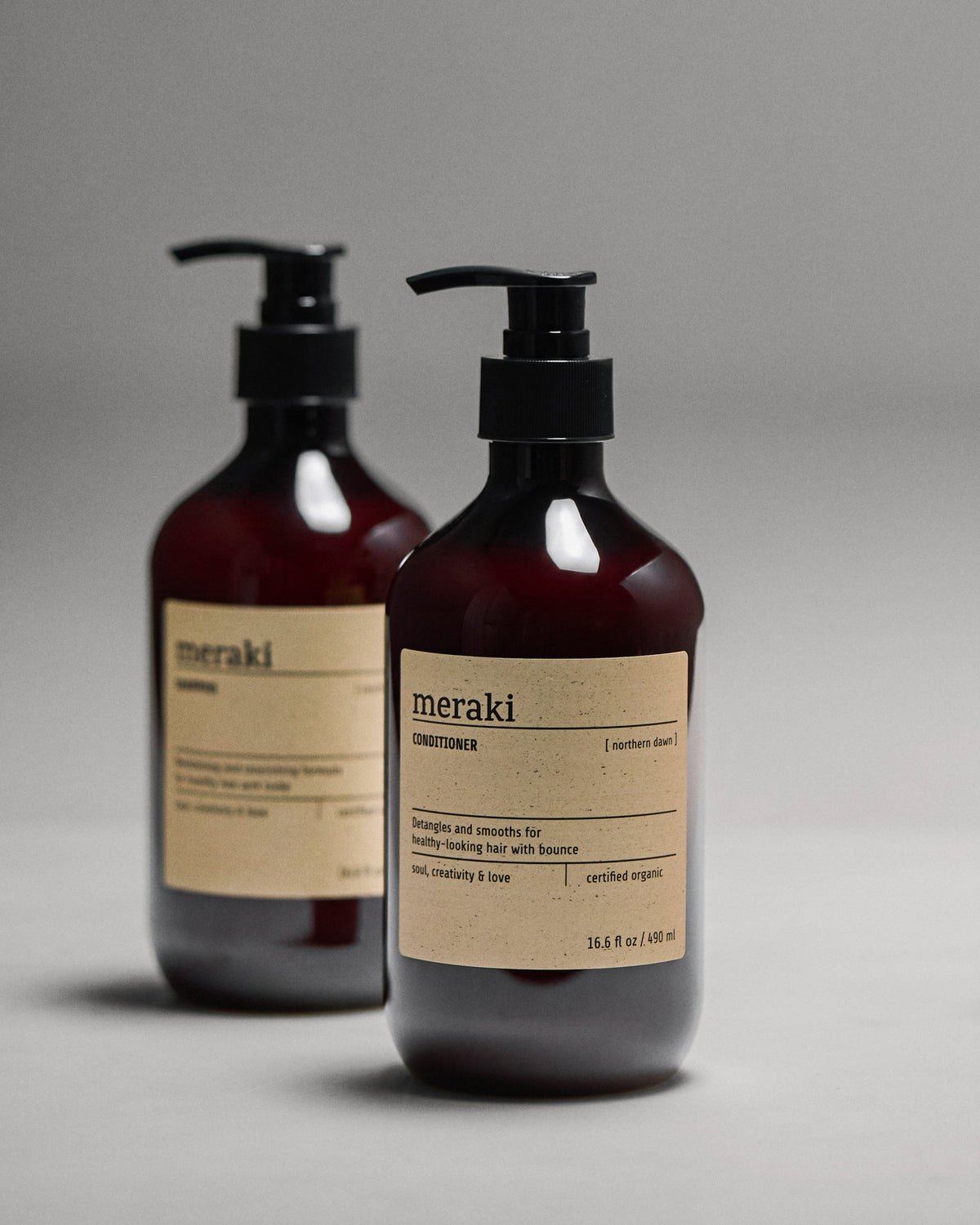 Conditioner, Northern dawn in Braun präsentiert im Onlineshop von KAQTU Design AG. Duschmittel + Shampoo ist von Meraki
