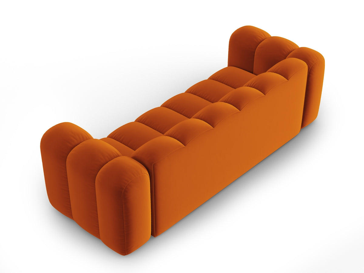 Lupine Velour Sofa 3 Sitzer in Terracotta-Salvador präsentiert im Onlineshop von KAQTU Design AG. 3er Sofa ist von Micadoni