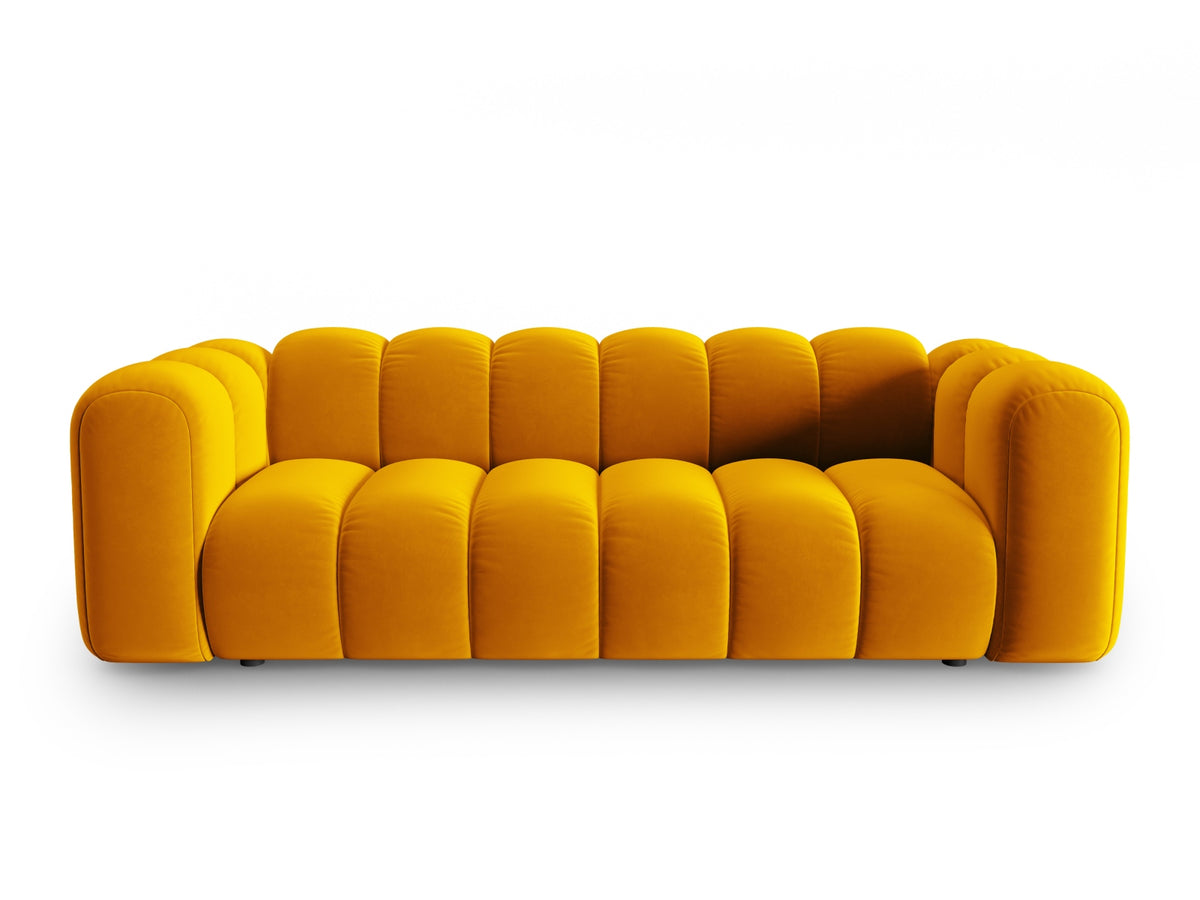 Lupine Velour Sofa 3 Sitzer in Yellow-Salvador präsentiert im Onlineshop von KAQTU Design AG. 3er Sofa ist von Micadoni