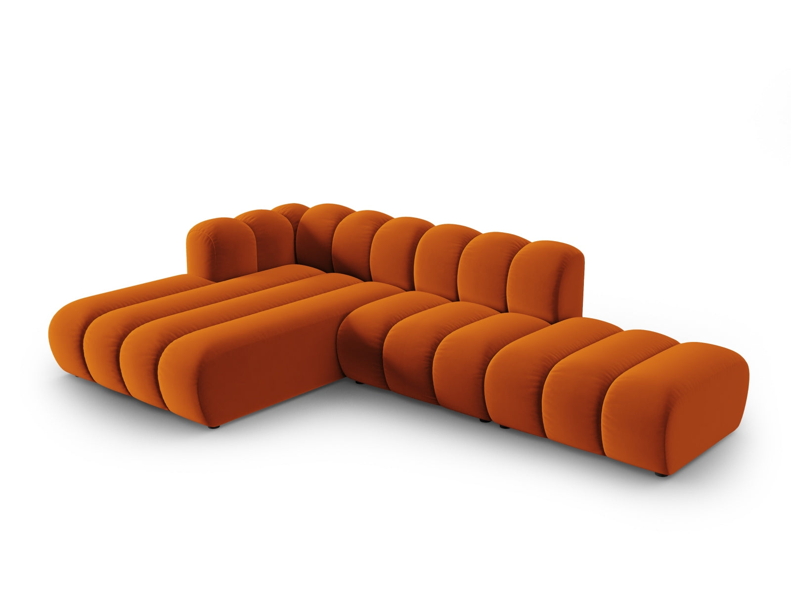 Elegantes, modulares Ecksofa in Terracotta mit 5 Sitzen, ideal für stilvolle Wohnräume. Perfekt für entspannte Abende und gesellige Runden.