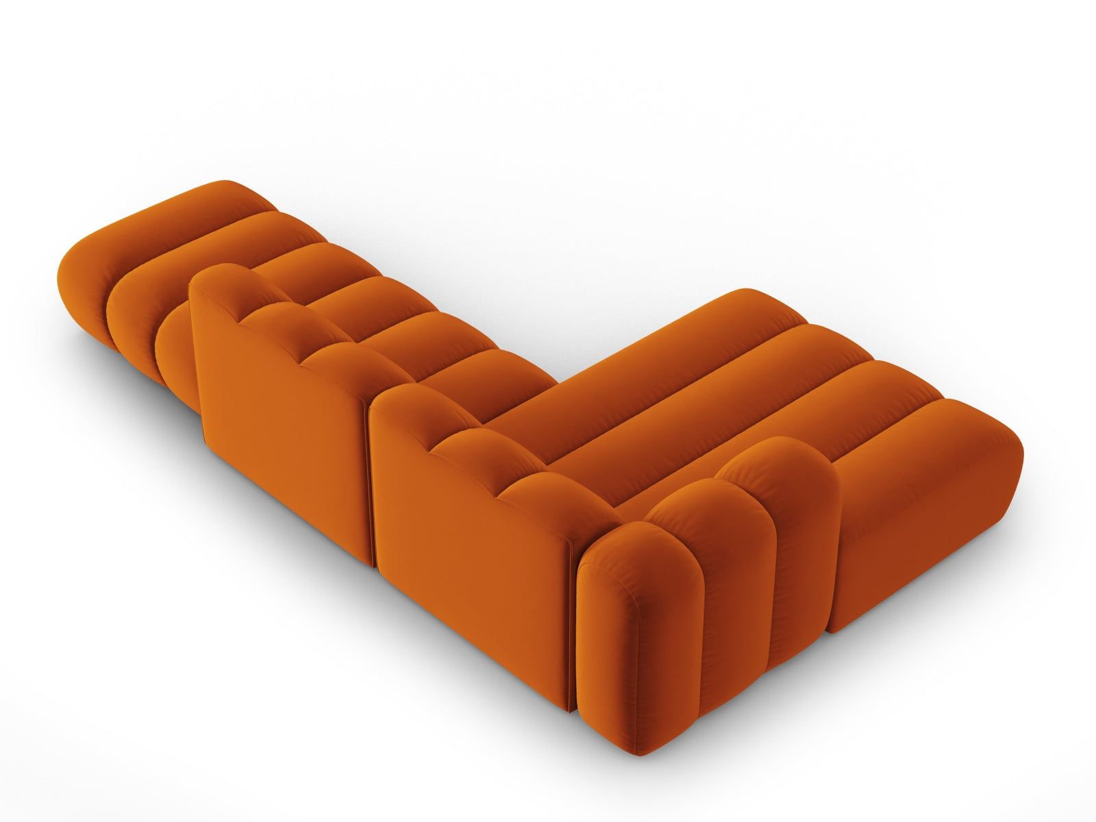 Elegantes, modulares Ecksofa in sanftem Terracotta, 5-Sitzer, perfekt für entspannte Abende und modernes Wohndesign.
