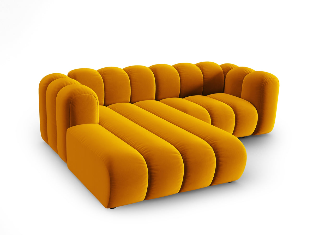 Lupine Velour modulares Ecksofa links 3 Sitzer in Yellow-Salvador präsentiert im Onlineshop von KAQTU Design AG. L-Sofa links ist von Micadoni