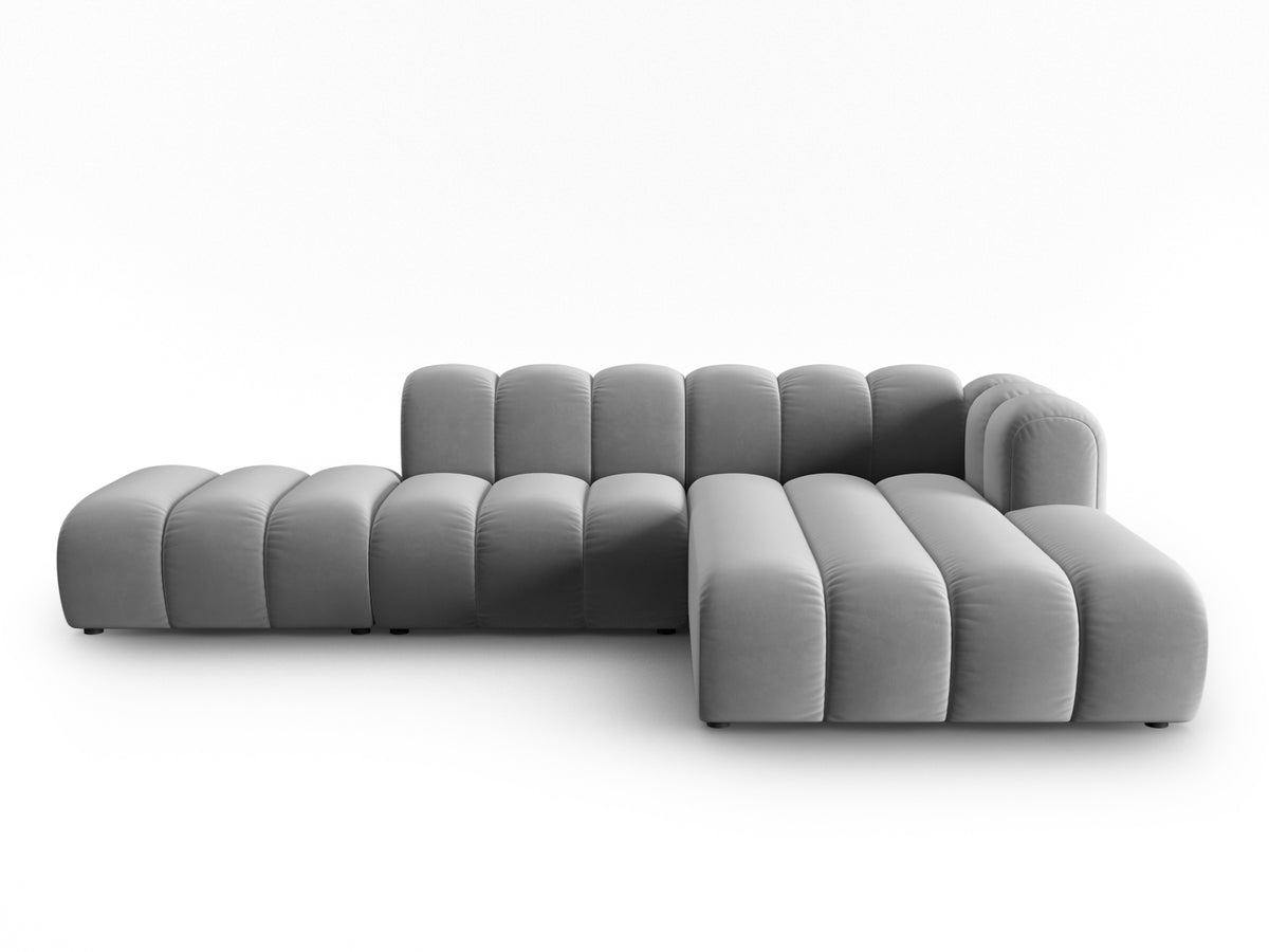 Lupine Velour modulares Ecksofa open rechts 5 Sitzer in Grey-Salvador präsentiert im Onlineshop von KAQTU Design AG. L-Sofa rechts ist von Micadoni