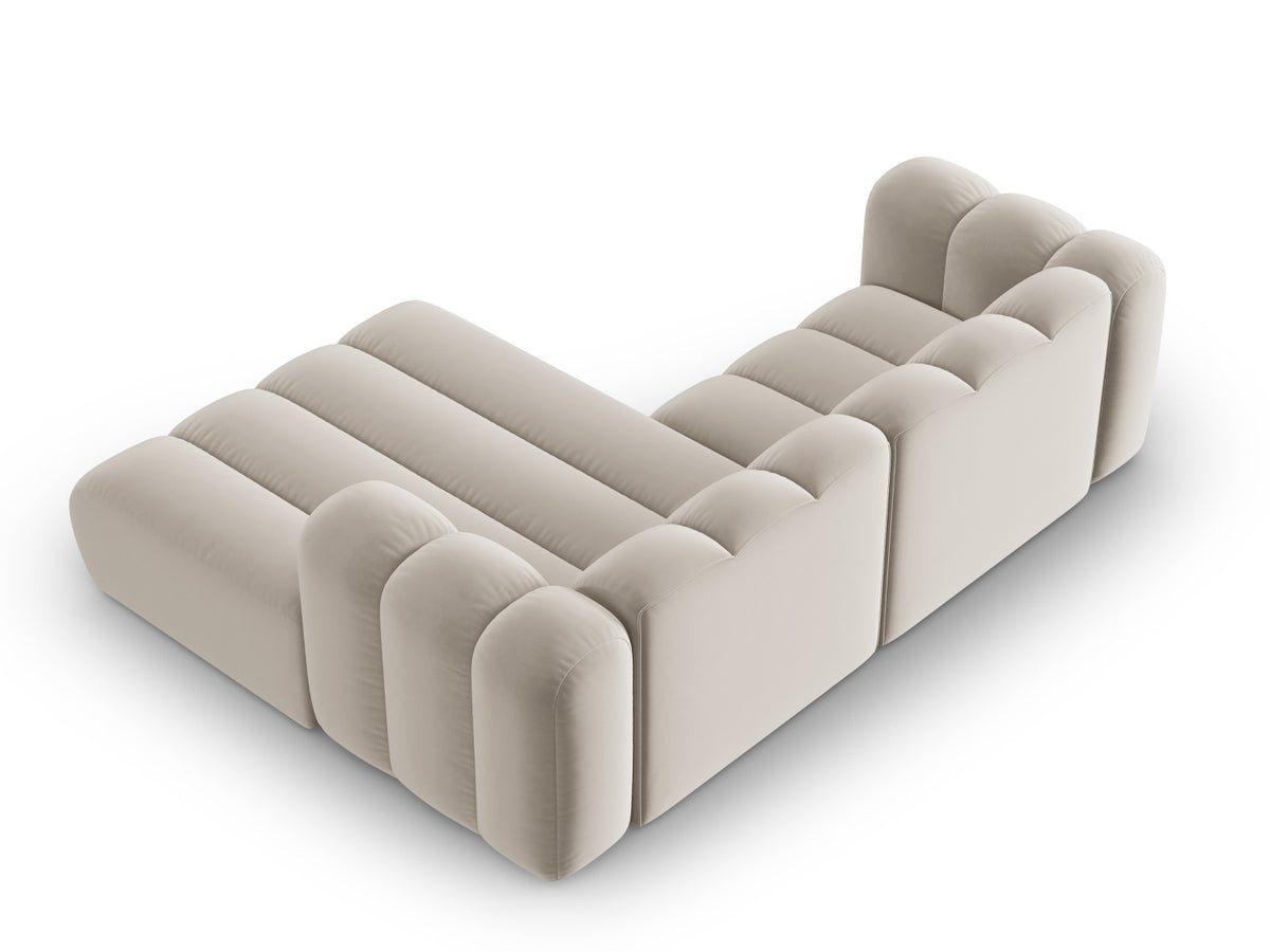Lupine Velour modulares Ecksofa rechts 3 Sitzer in Beige-Salvador präsentiert im Onlineshop von KAQTU Design AG. L-Sofa rechts ist von Micadoni