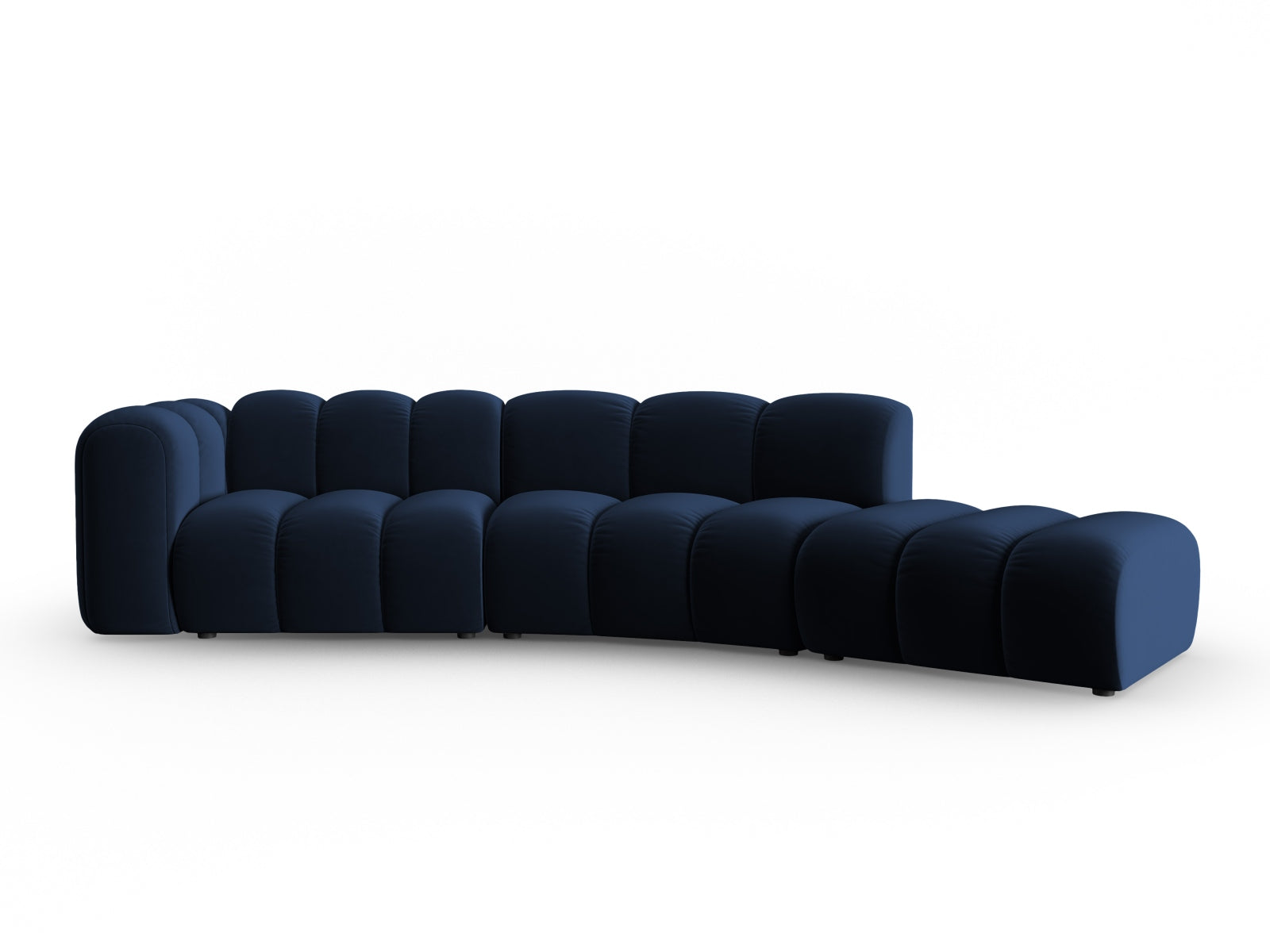 Entdecken Sie das elegante Lupine Velour Sofa von Micadoni – ein 5-Sitzer mit modularem Design für individuellen Komfort und Stil.