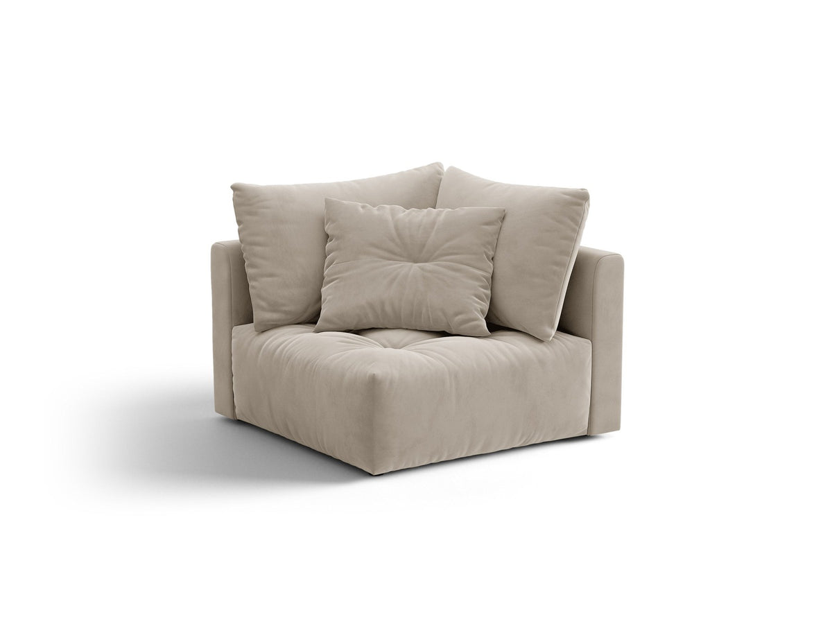 Eckmodul des Bloom Sofas von Micadoni in leichtem Beige, Bezug aus Casino Velours-Stoff, schwarze Kunststoffbeine, gepolsterte Rückenlehne.