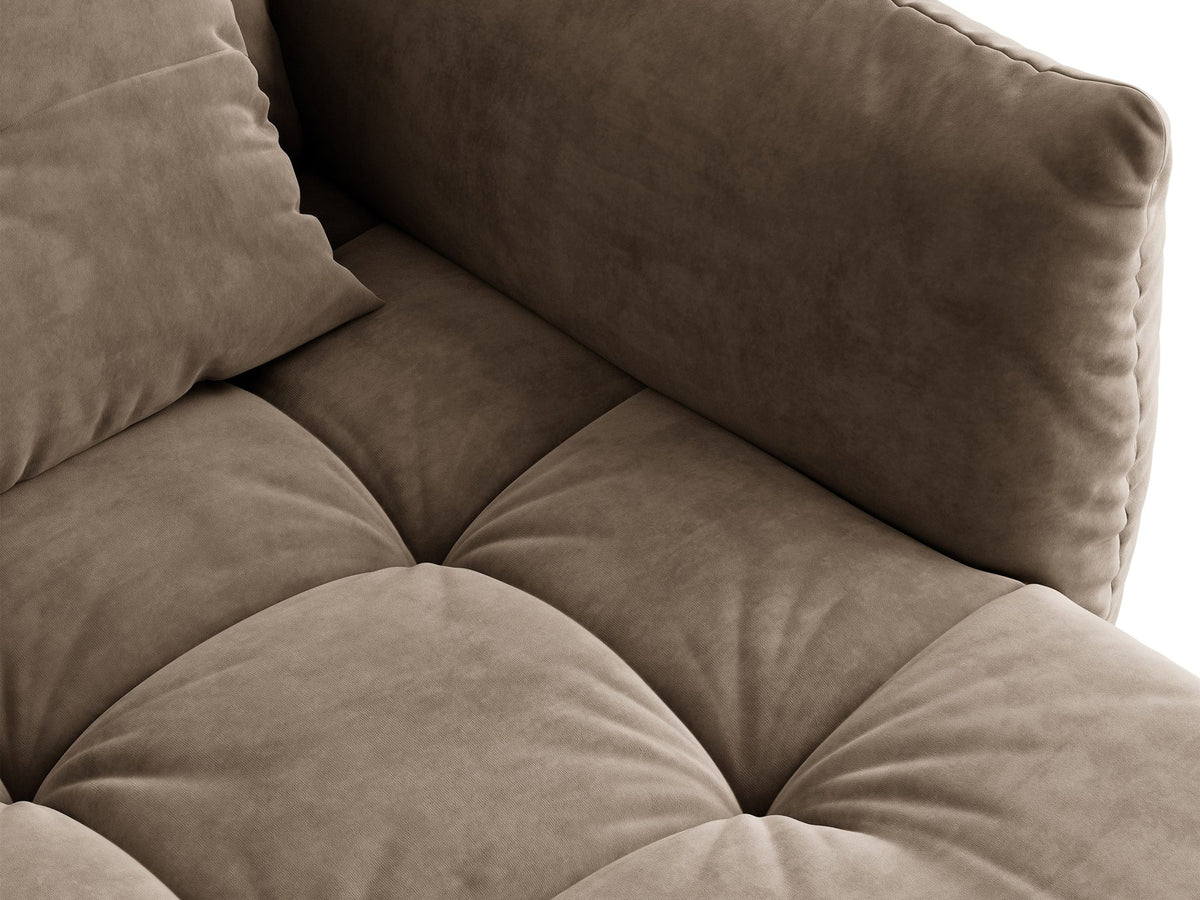 Eckmodul des Bloom Sofas von Micadoni in leichtem Beige, Bezug aus Casino Velours-Stoff, schwarze Kunststoffbeine, gepolsterte Rückenlehne.