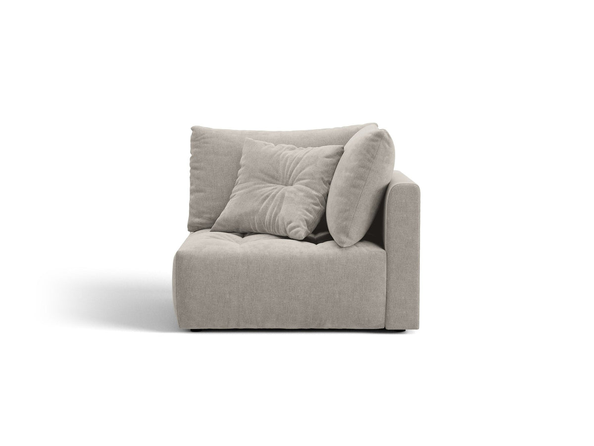 Eckmodul des Bloom Sofas von Micadoni in leichtem Beige, Bezug aus Casino Velours-Stoff, schwarze Kunststoffbeine, gepolsterte Rückenlehne.
