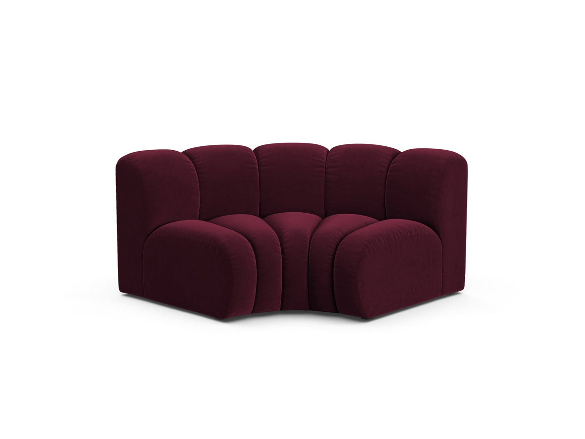 Produktfoto des Lupine Eckmoduls von Micadoni: modulares Sofa-Eckelement in leichtem Beige mit Venus-Samtbezug und schwarzen Kunststoffbeinen.