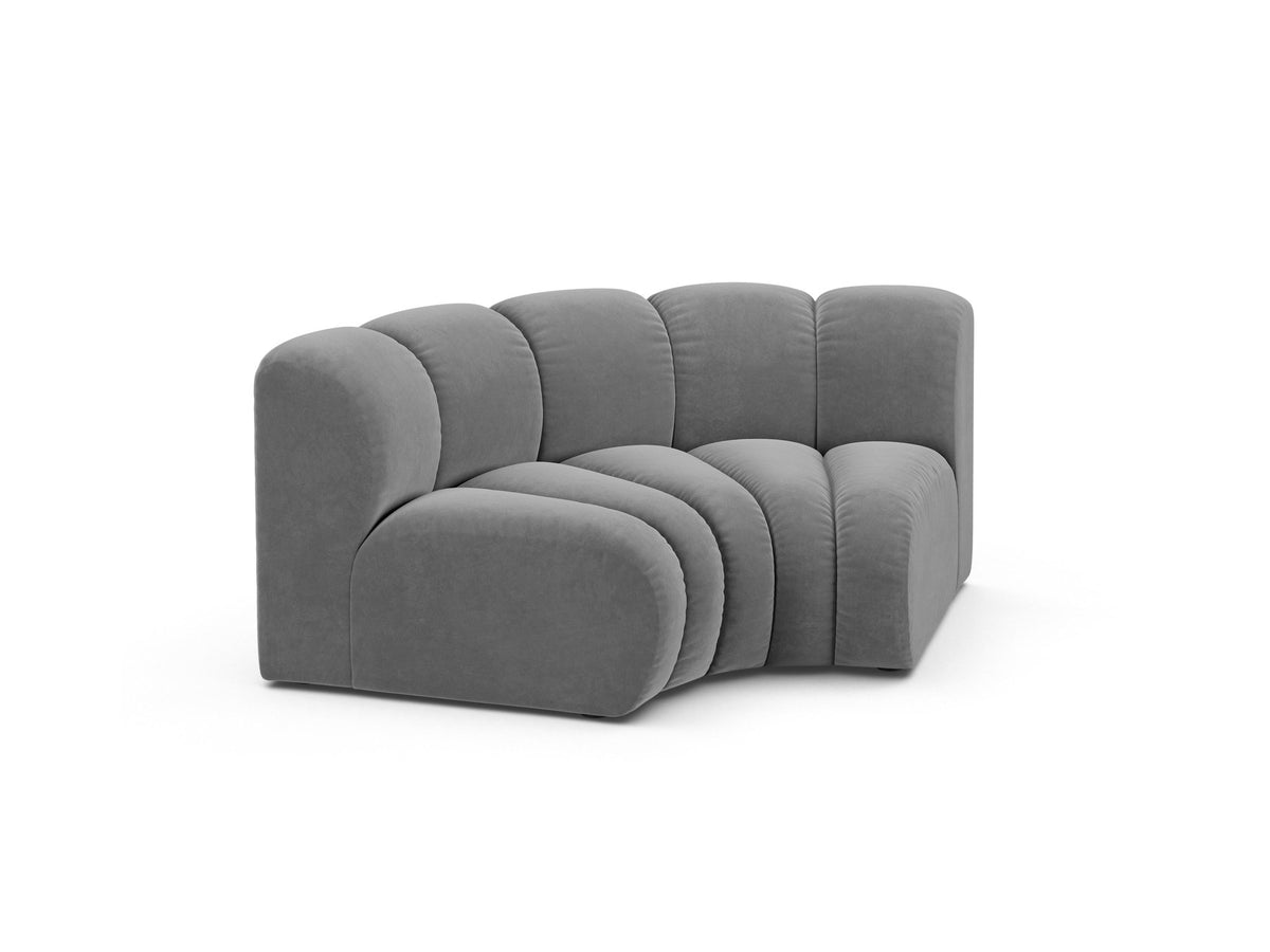 Produktfoto des Lupine Eckmoduls von Micadoni: modulares Sofa-Eckelement in leichtem Beige mit Venus-Samtbezug und schwarzen Kunststoffbeinen.