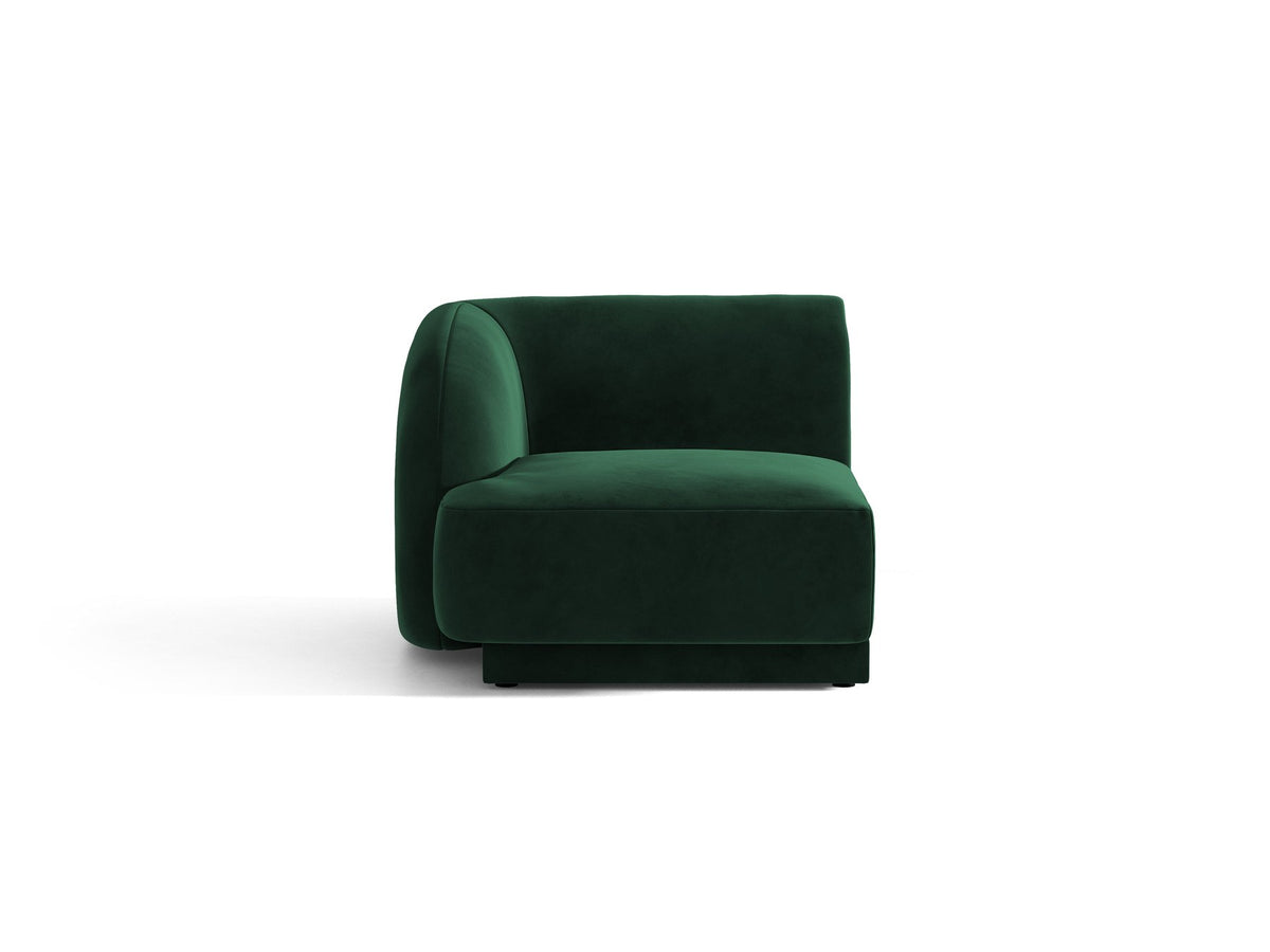 Dunkelbeiger Einsitzer aus der modularen Miley-Sofa-Serie von Micadoni, Bezug aus Bluvel-Stoff, schwarze Kunststofffüsse, kompakte quadratische Form.