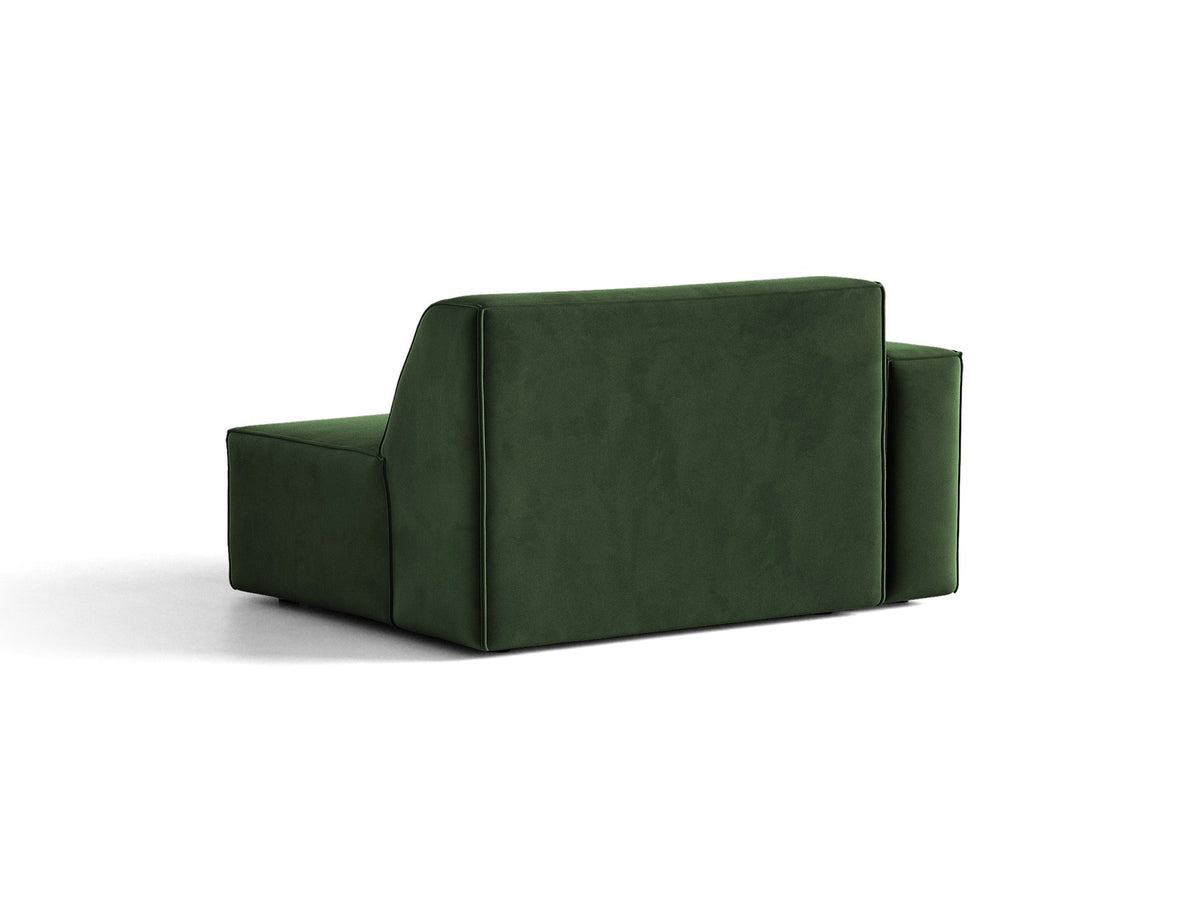 Modulares Sofa-Element Jodie von Micadoni in Leichtes Beige mit Venus Samtstoff, schwarzen Kunststoffbeinen und niedriger Rückenlehne.