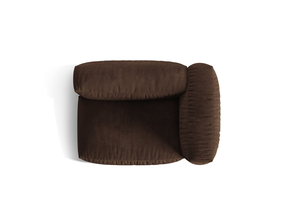Produktfoto des modularen Sofa-Moduls Martina Breiter Einzelsitz von Micadoni in Schokolade mit Veloursstoff-Bezug und schwarzen Kunststoffbeinen