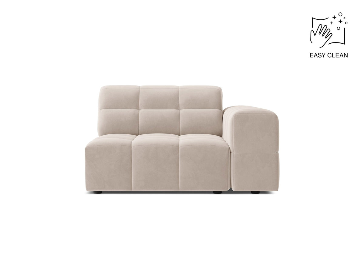 Modulares Sofa Jennifer von Micadoni in leichtem Beige mit Eden-Stoff, schwarzen Kunststoffbeinen und rechter Ausrichtung.