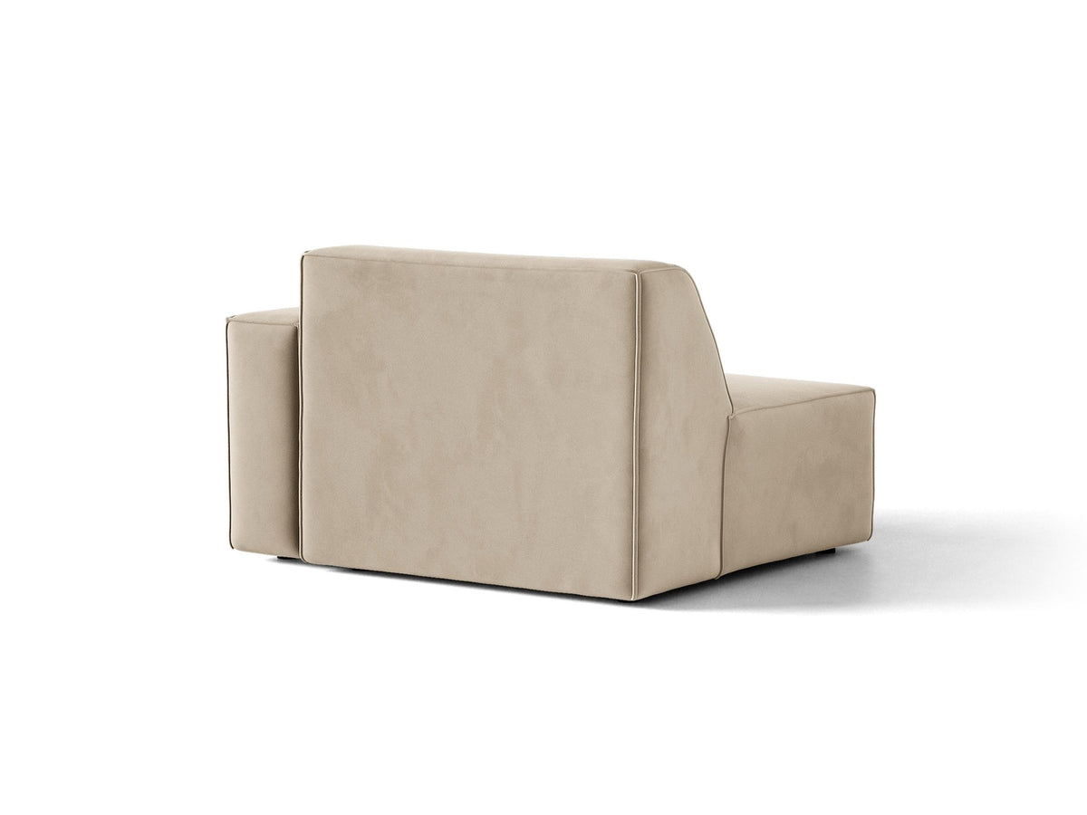 Modulares Sofa Jodie von Micadoni in leichtem Beige mit Venus-Samtstoff, schwarzen Kunststoffbeinen und rechtsseitiger Ausrichtung.