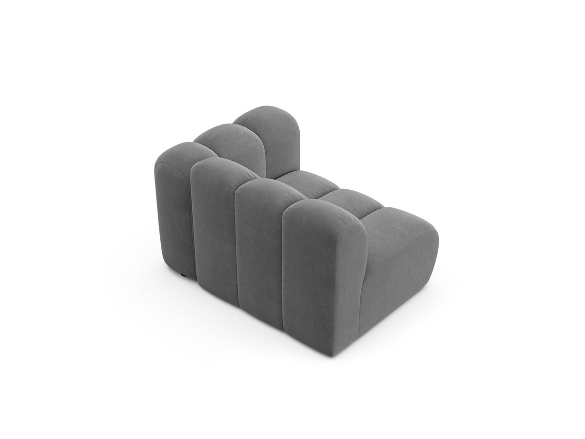 Produktfoto des Lupine Einsitzers von Micadoni: modulares Sofa mit beigem Venus-Stoffbezug und schwarzen Kunststoffbeinen.
