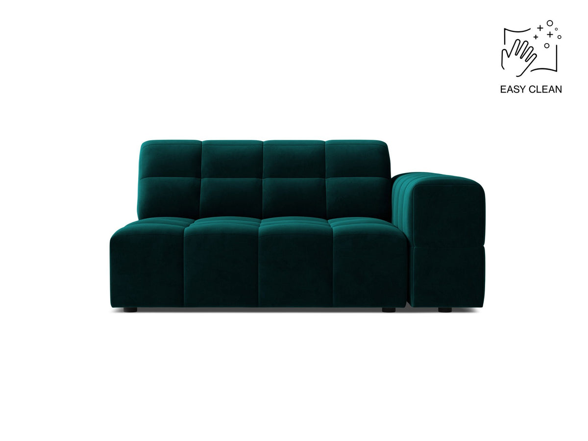 Modulares Sofa Jennifer von Micadoni in leichtem Beige, Bezug aus Eden-Chenille mit 3D-Struktur, schwarze Kunststoffbeine, rechtsseitige Ausrichtung.