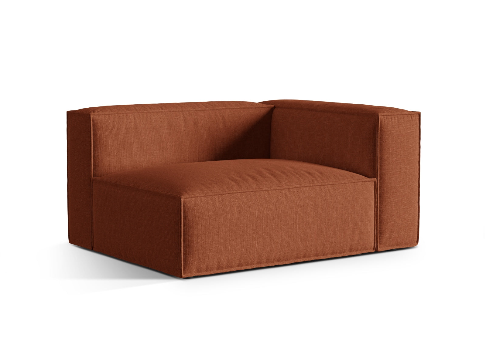 Elegantes 2-Sitzer Sofa Nuria in warmem Ziegelrot, ideal für moderne Wohnräume, präsentiert von Micadoni.