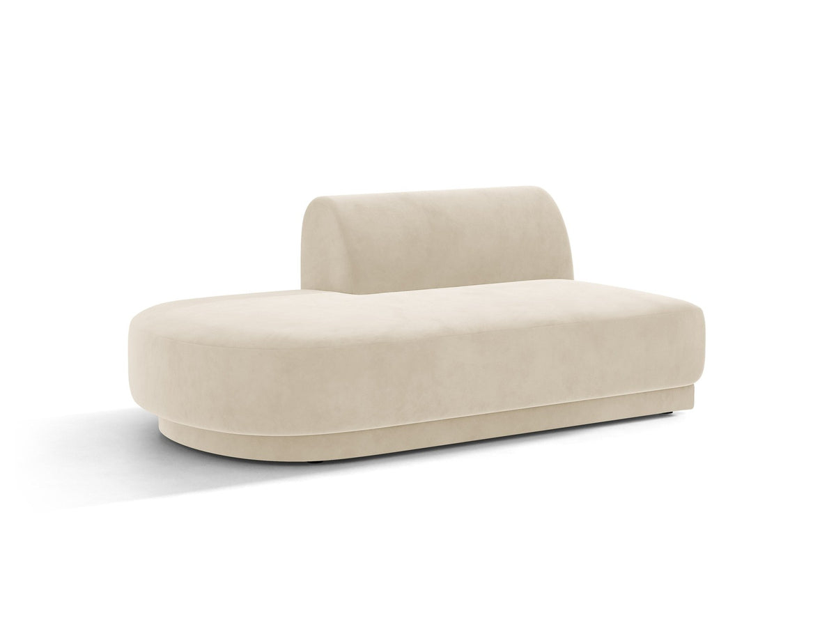 Offener Zweisitzer Miley von Micadoni in Dunkelbeige mit Bluvel-Stoffbezug, schwarzen Kunststoffbeinen und modularer Sofaform.