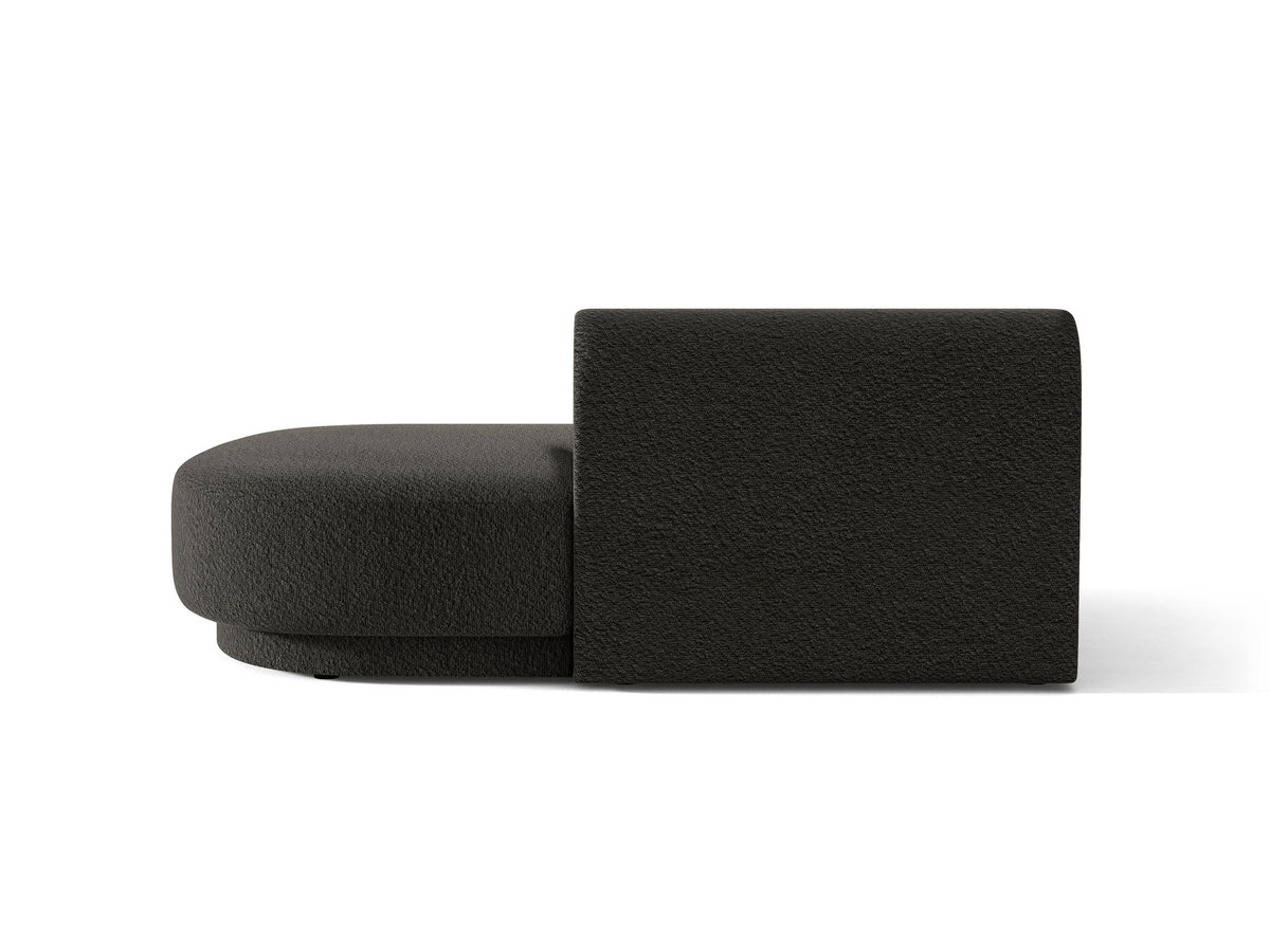 Modulares Sofaelement in Dunkelbeige mit Bluvel-Stoffbezug, schwarzen Kunststoffbeinen und niedriger Rückenlehne, rechts ausgerichtet.