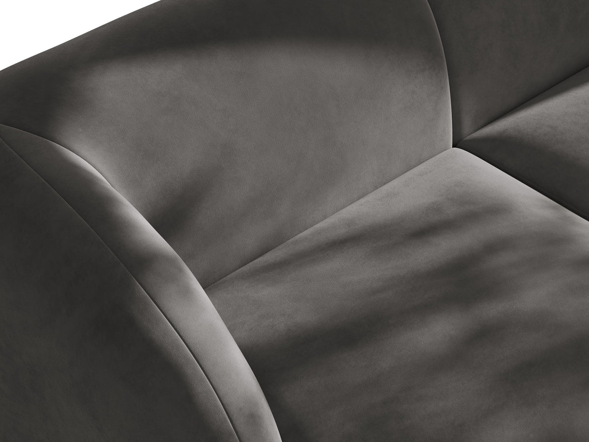 Modulares Sofaelement in Dunkelbeige mit Bluvel-Stoffbezug, schwarzen Kunststoffbeinen und niedriger Rückenlehne, rechts ausgerichtet.