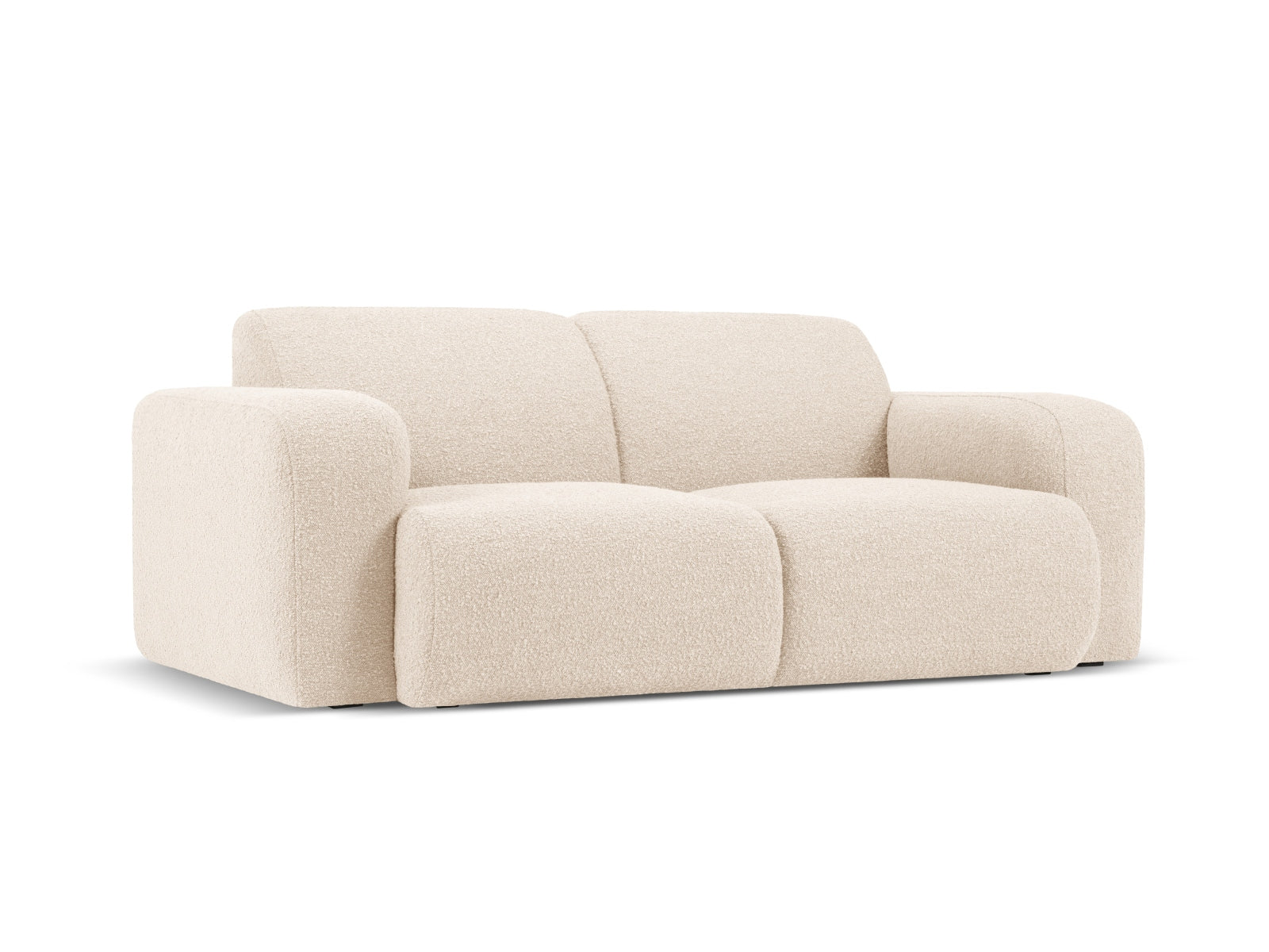 Elegantes Molino Boucle Sofa für zwei Personen in sanftem Beige, ideal für stilvolle Wohnräume. Hochwertige Verarbeitung von Micadoni.