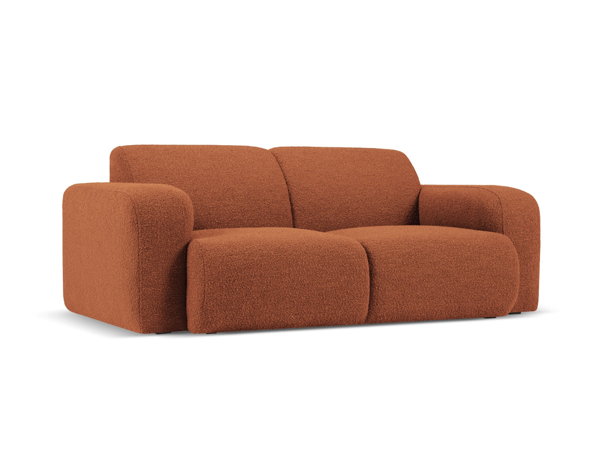 Molino Boucle Sofa 2 Sitzer in Terracotta-Baloo präsentiert im Onlineshop von KAQTU Design AG. 3er Sofa ist von Micadoni