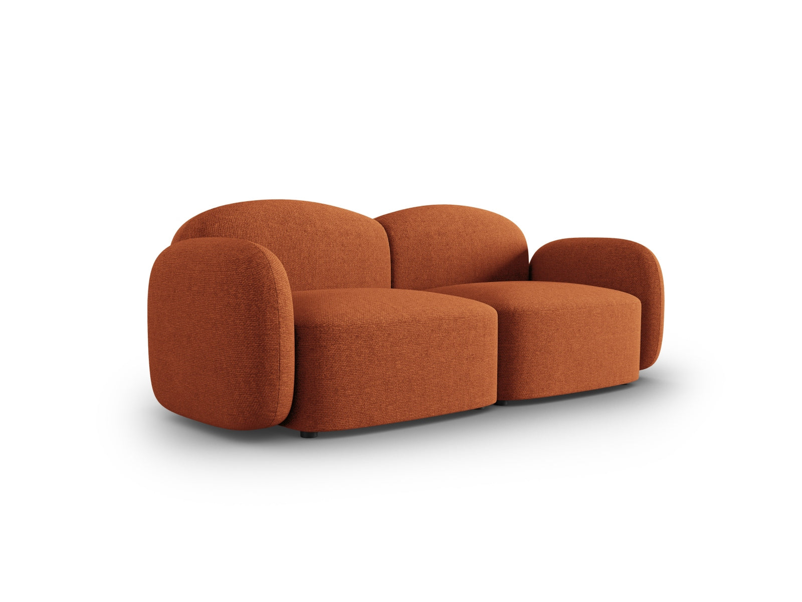 Erleben Sie das elegante Blair Sofa 2 Sitzer von Micadoni. Mit luxuriösem Velours und modernem Stil wird Ihr Wohnraum zum Blickfang.