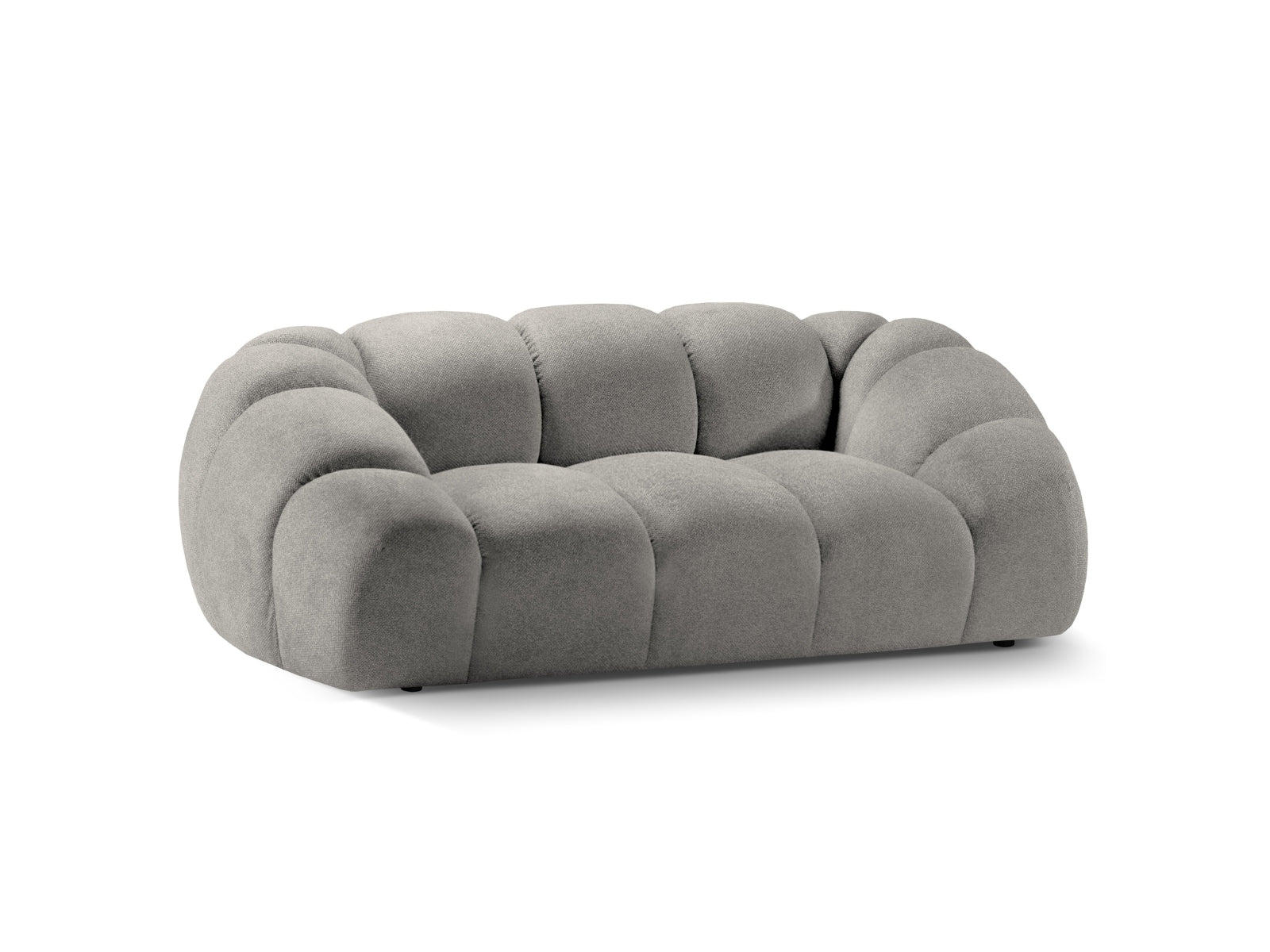 Erleben Sie das stilvolle Diana Sofa 2 Sitzer von Micadoni – ideal für Ihr Wohnzimmer, vereint modernes Design mit höchstem Komfort!