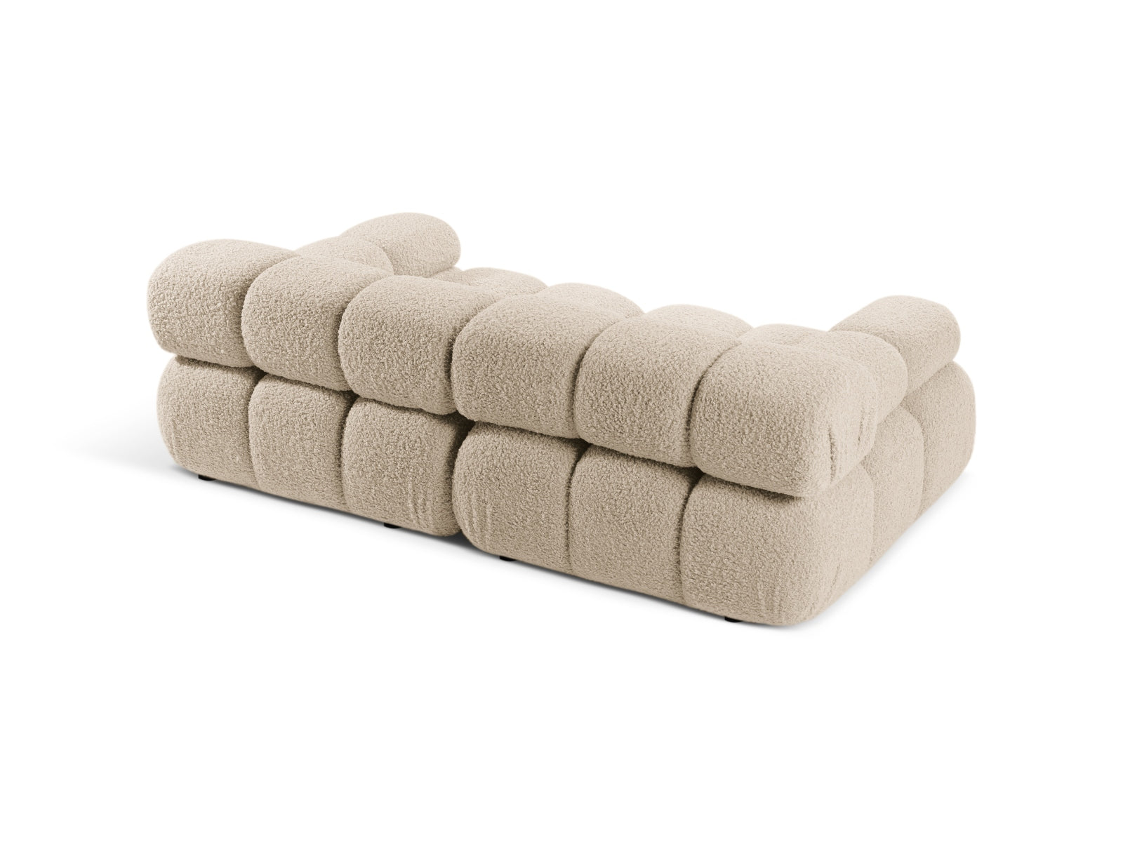 Erleben Sie das Bellis Boucle 2-Sitzer Sofa von Micadoni – ein elegantes, modulares Möbelstück, das Komfort und Stil in Ihr Zuhause bringt.