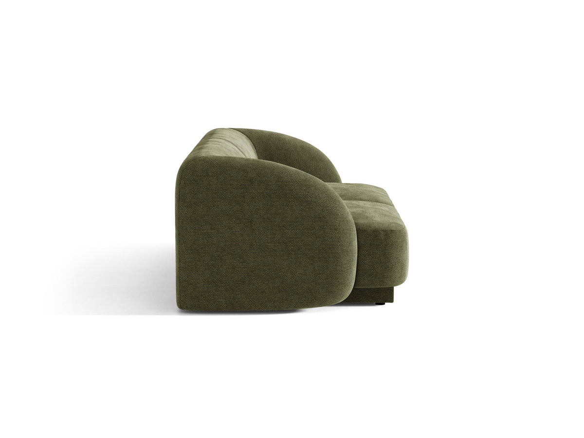 Dunkelbeiges 2er Sofa Miley von Micadoni mit Bluvel-Stoffbezug, schwarzen Kunststoffbeinen und flacher Rückenlehne, freigestellt fotografiert.