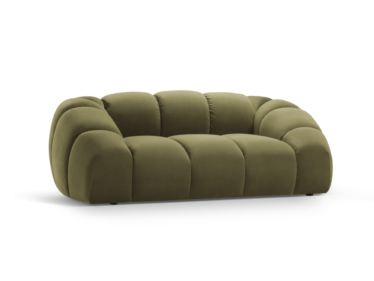 Diana Velour Sofa 2 Sitzer in Green-Salvador präsentiert im Onlineshop von KAQTU Design AG. 2er Sofa ist von Micadoni