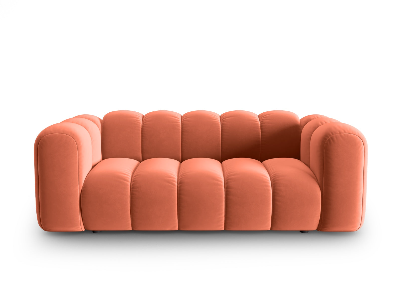 Lupine Velour Sofa 2 Sitzer in Coral präsentiert im Onlineshop von KAQTU Design AG. 2er Sofa ist von Micadoni