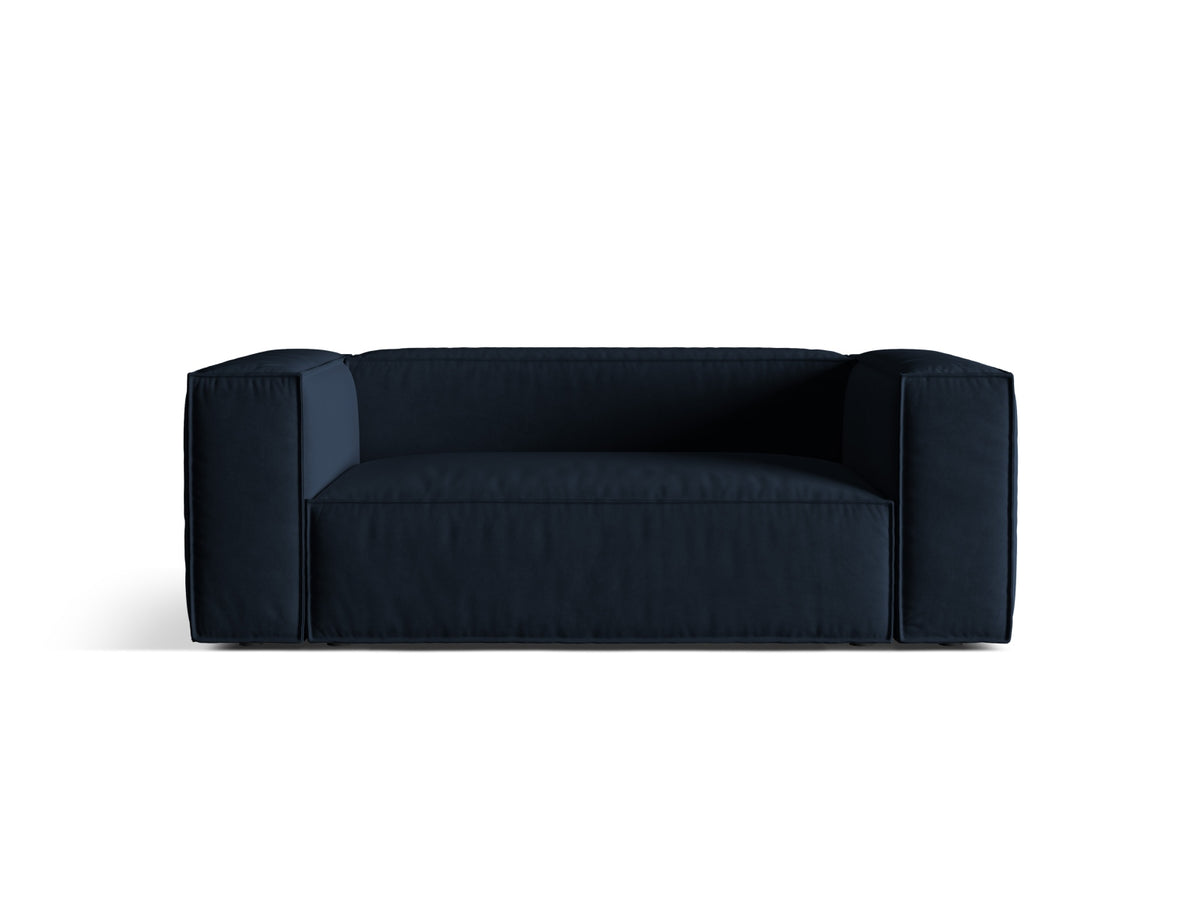 Nuria Velour Sofa 2 Sitzer in Dark Blue-Paris präsentiert im Onlineshop von KAQTU Design AG. 2er Sofa ist von Micadoni
